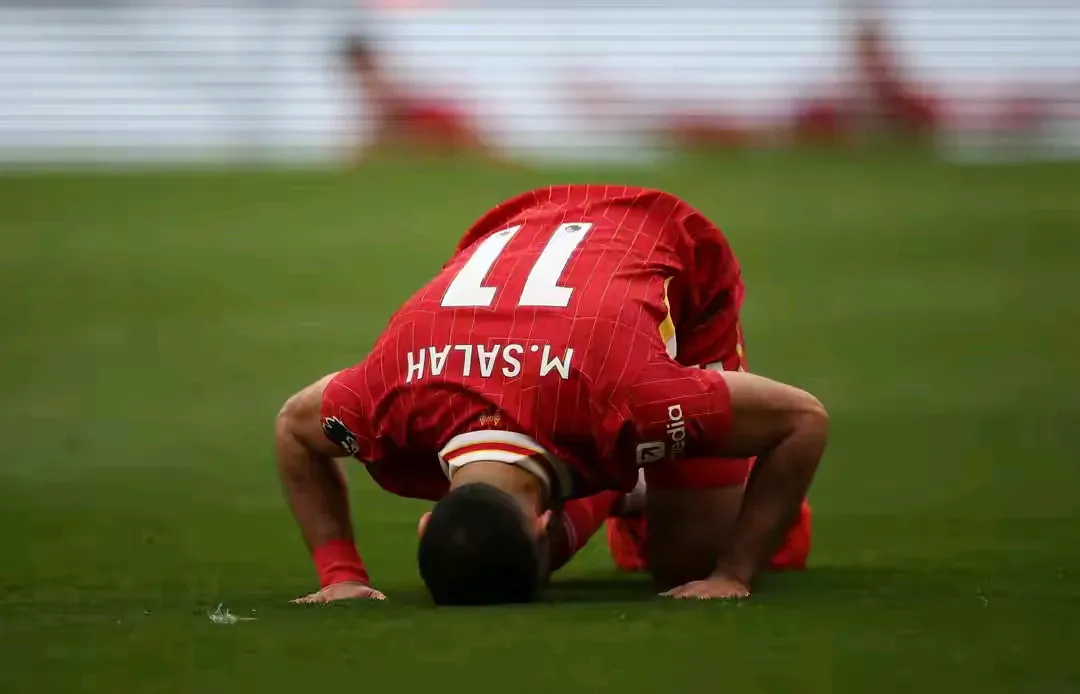 拜仁轻取哥伦比亚，萨拉赫打破历史纪录