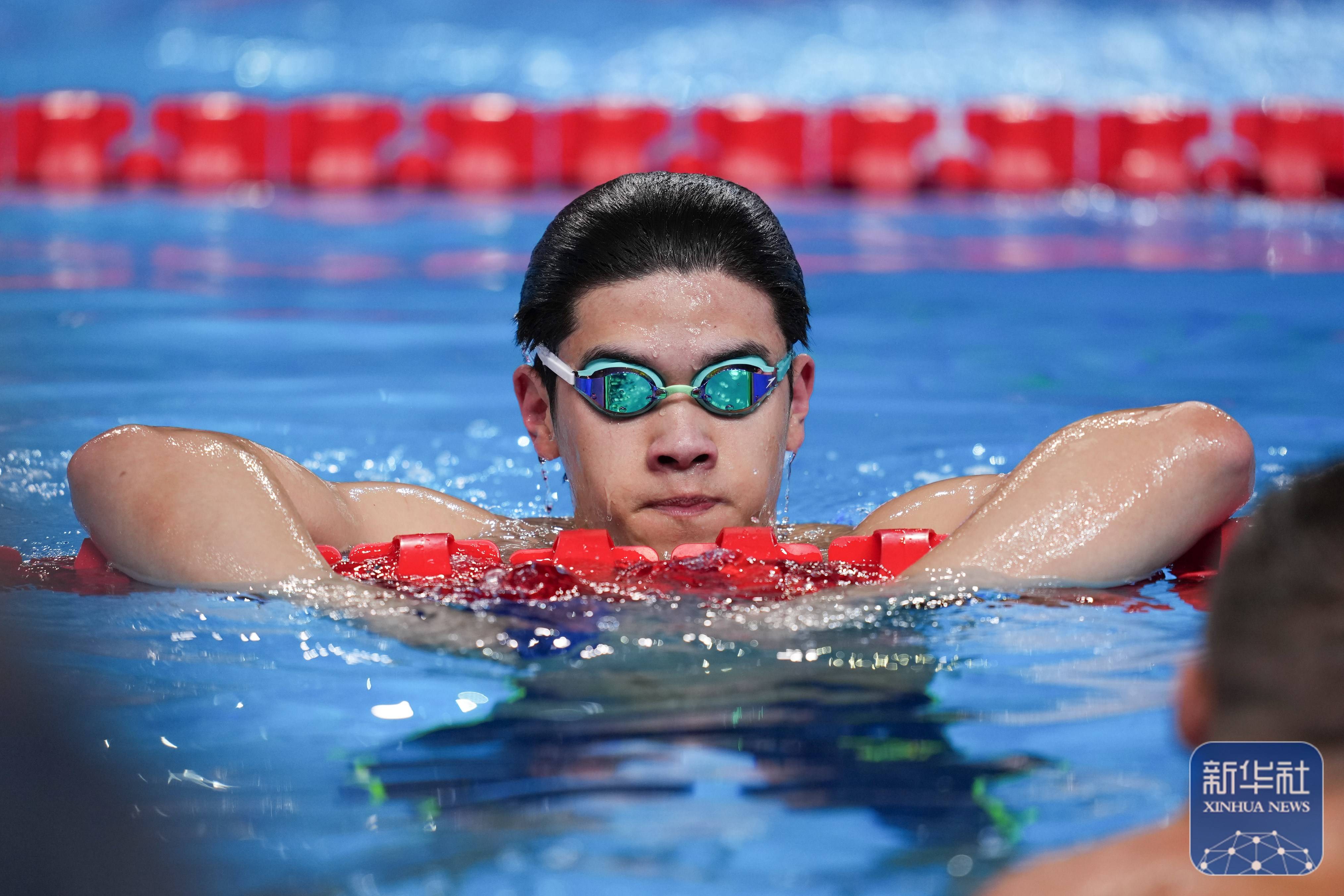 游泳战队状态火热,誓夺总冠军 游泳战队状态火热,誓夺总冠军