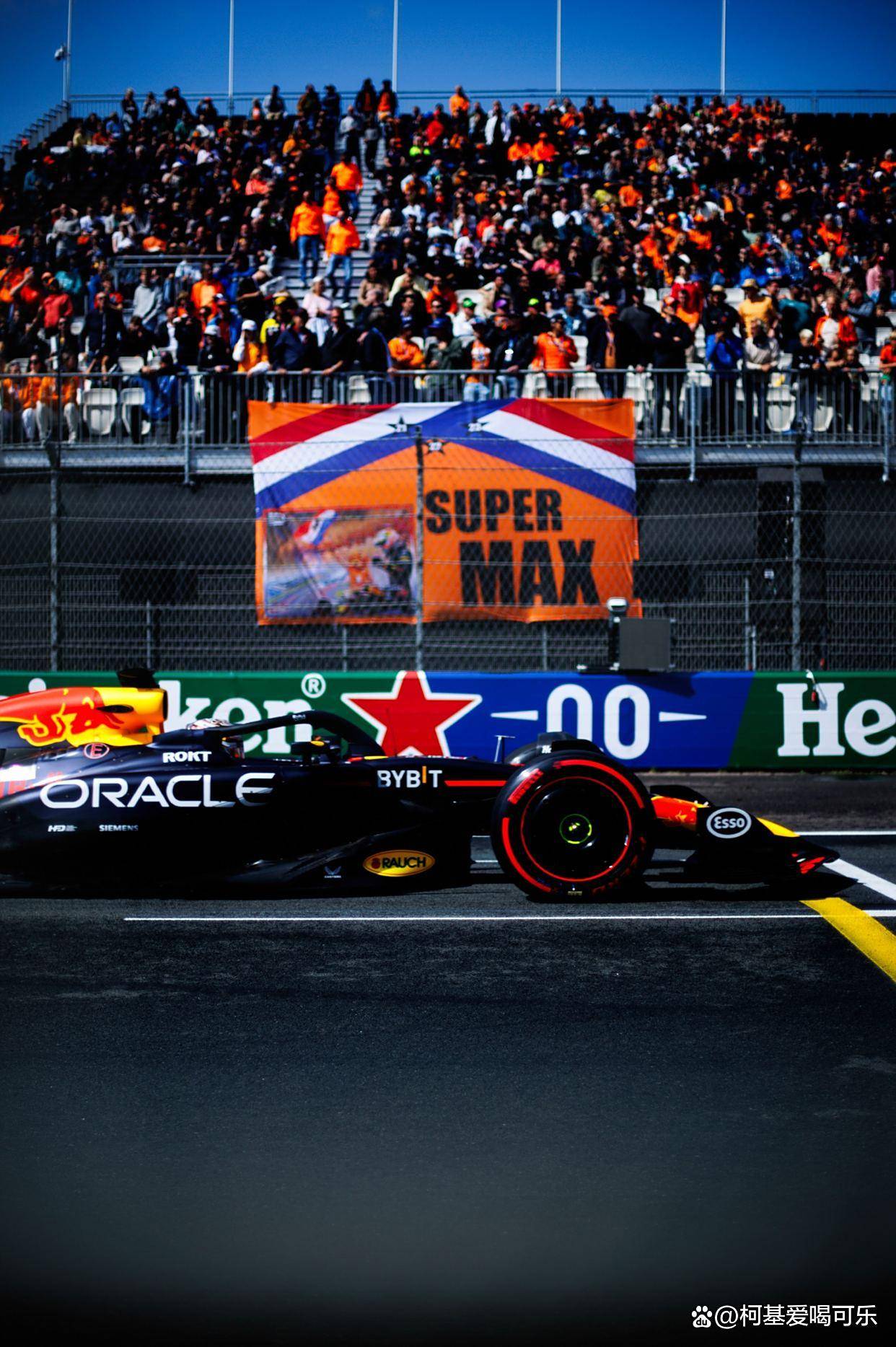 哈斯车队绝杀红牛车队,佩雷兹带队取胜 哈斯车队绝杀红牛车队,佩雷兹带队取胜