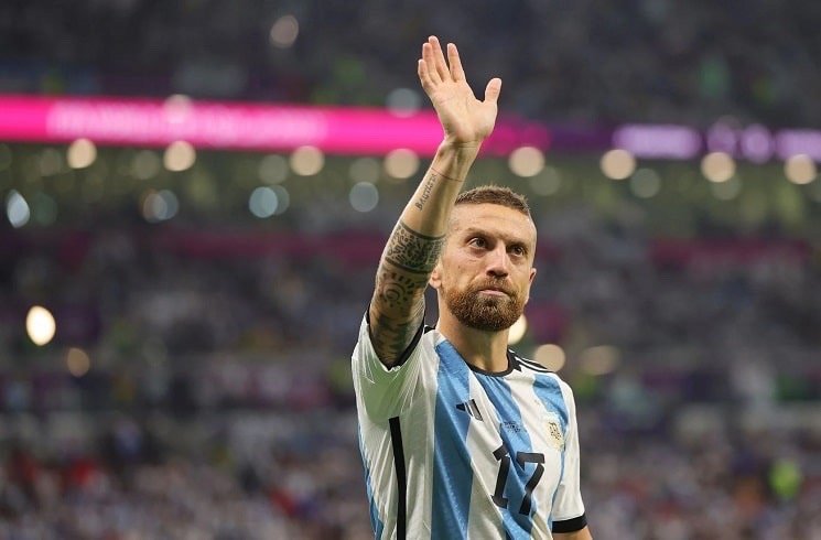 西班牙绝杀塞维利亚,戈麦斯统治全场 西班牙绝杀塞维利亚,戈麦斯统治全场