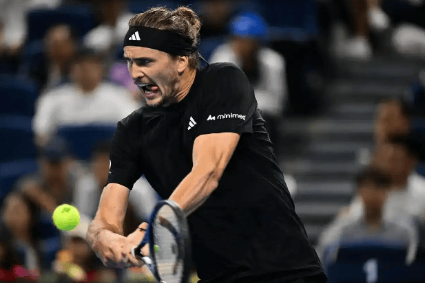 年终总决赛力克拉沃尔杯，兹维列夫惊艳四座