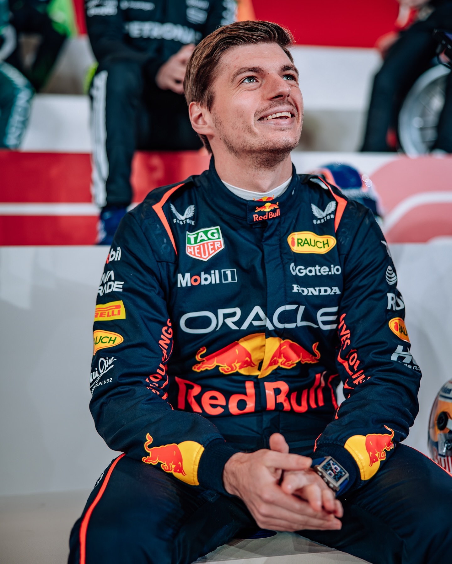 阿斯顿马丁碾压梅赛德斯，汉密尔顿扛起全队