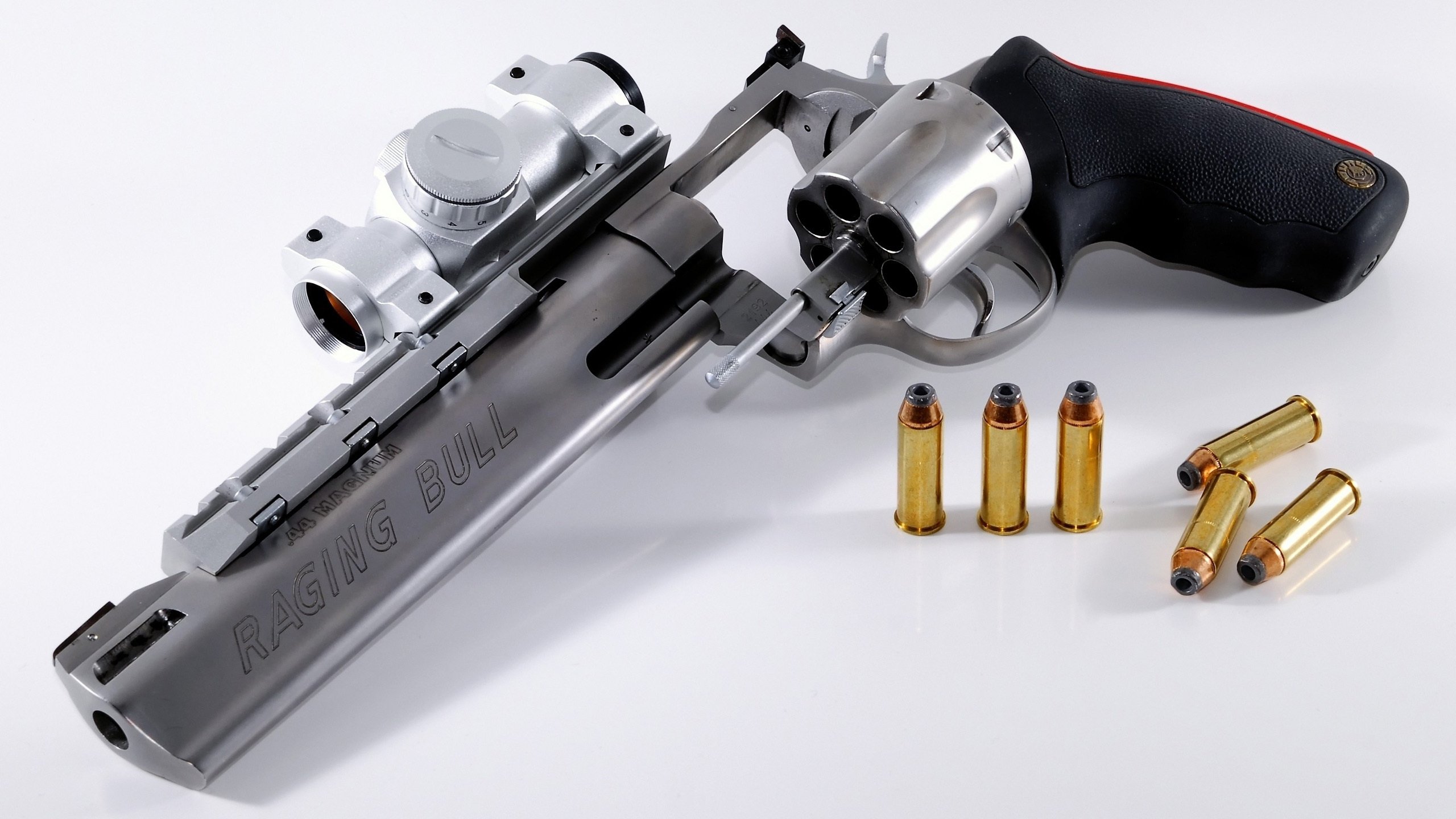 三棱镜赛道，哈斯精算、勒克莱尔烈焰与威廉姆斯沉没的一夜