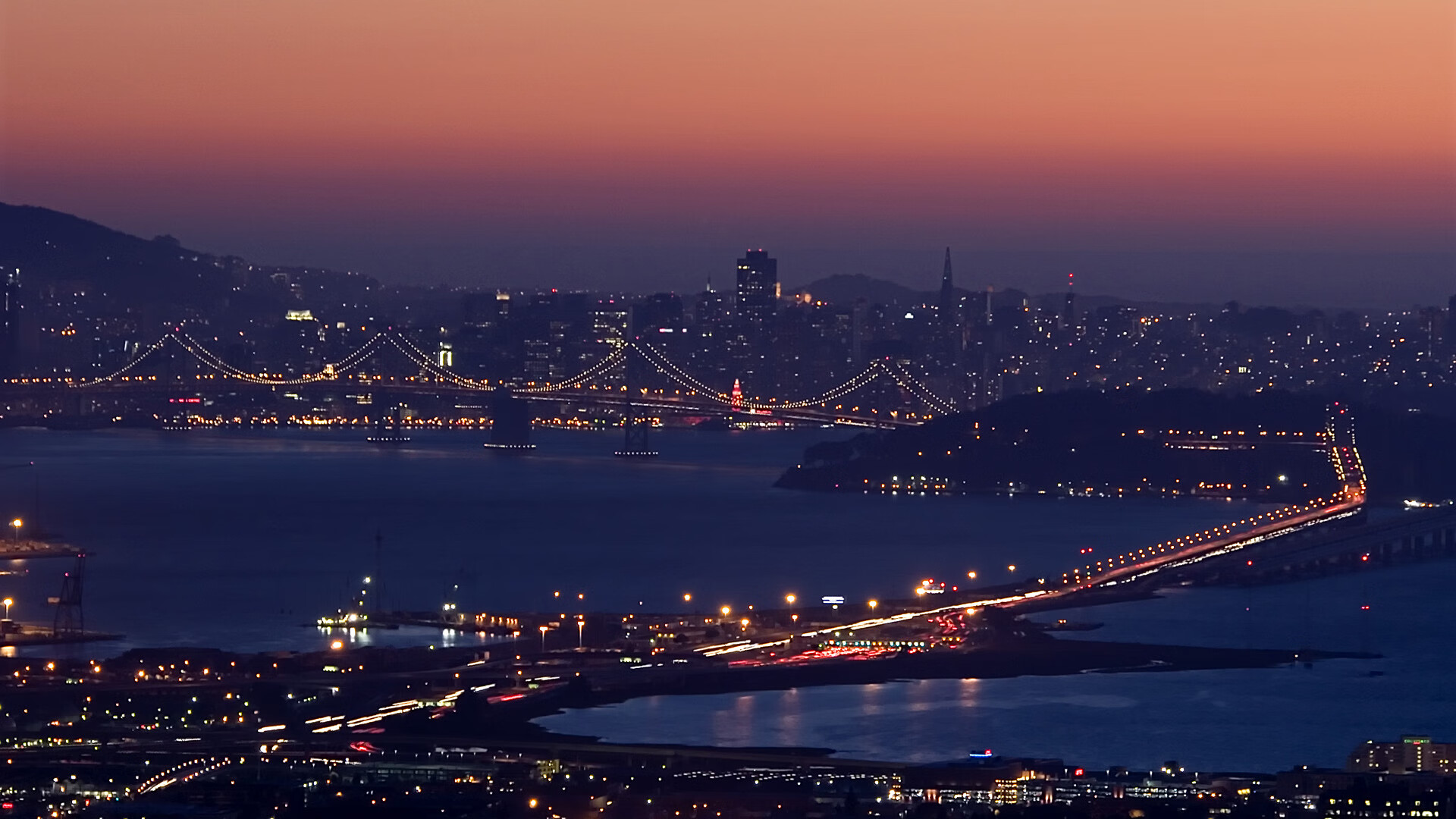 终场哨前2分钟，无名之辈撕裂欧洲铁壁—托尼一球千金，美国完成不可能逆转