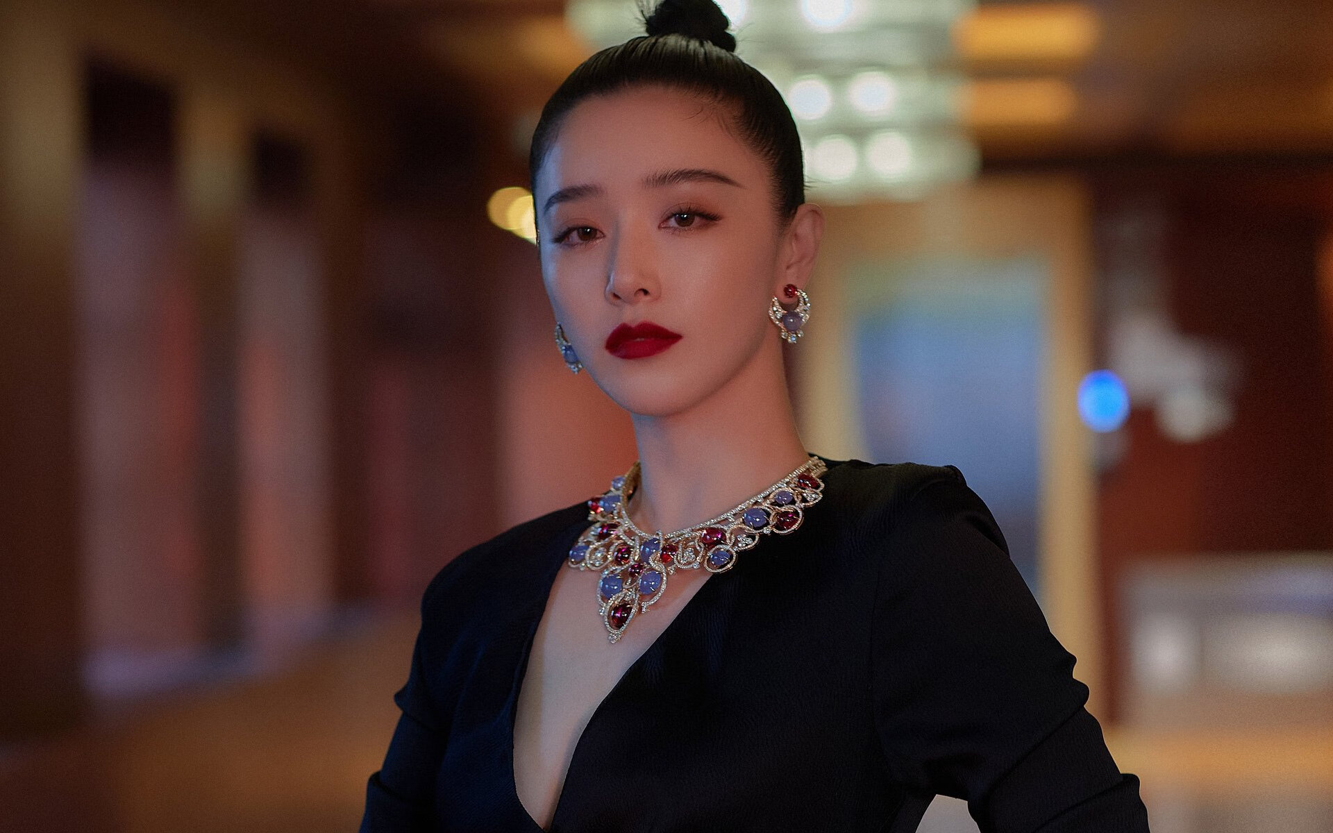 德甲争冠战白热化之际，加拿大爆冷击败加纳，全球足球舞台的德甲印记