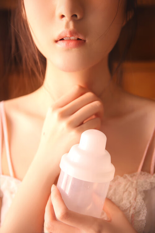 当东方巨龙遇上欧洲浓眉,篮球世界的双重跨界与唯一性叙事