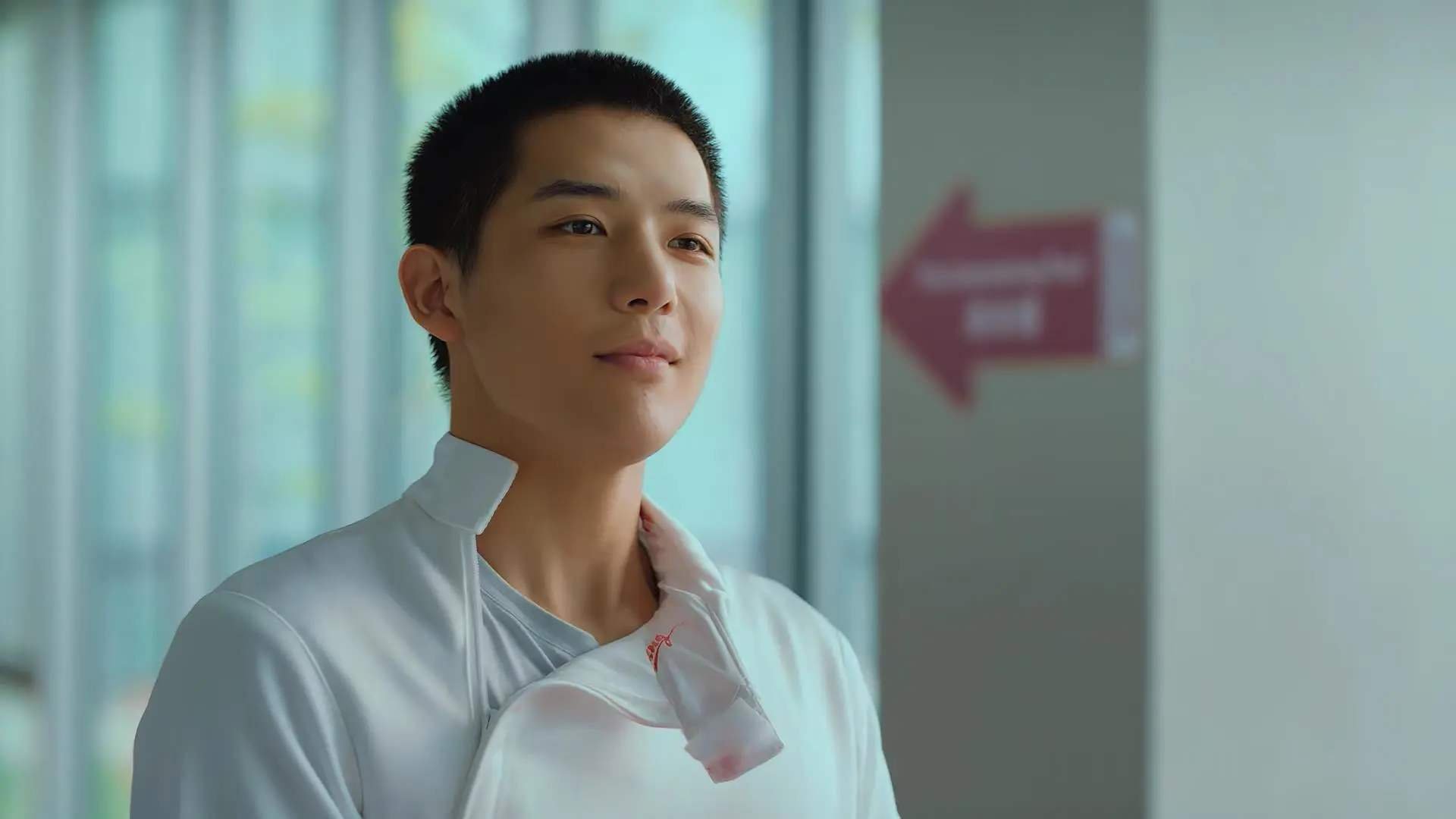 雪夜的嘘声与掌声，从摩洛哥到里昂，阿克的压力涅槃