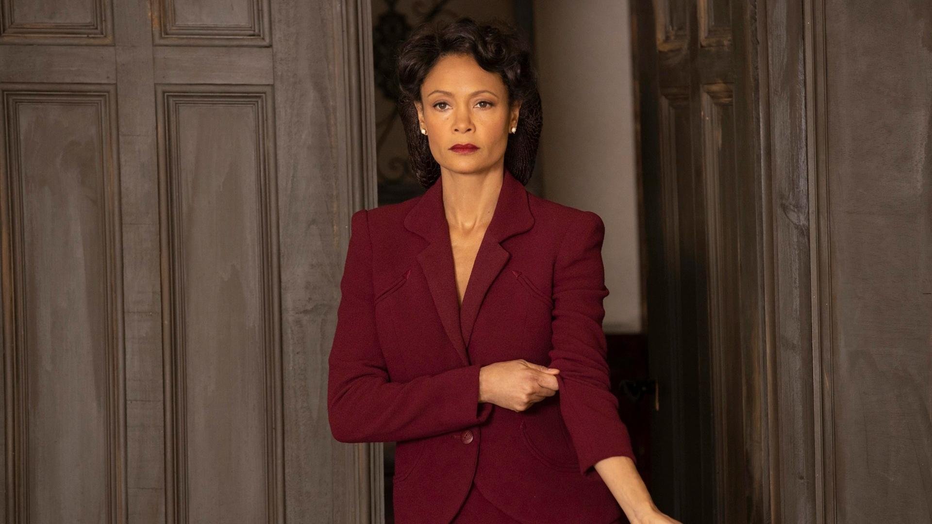 跨界共振,当NBA冠军铁蹄踏平绿军,英超争冠悬念却被霍勒迪的三分雨接管