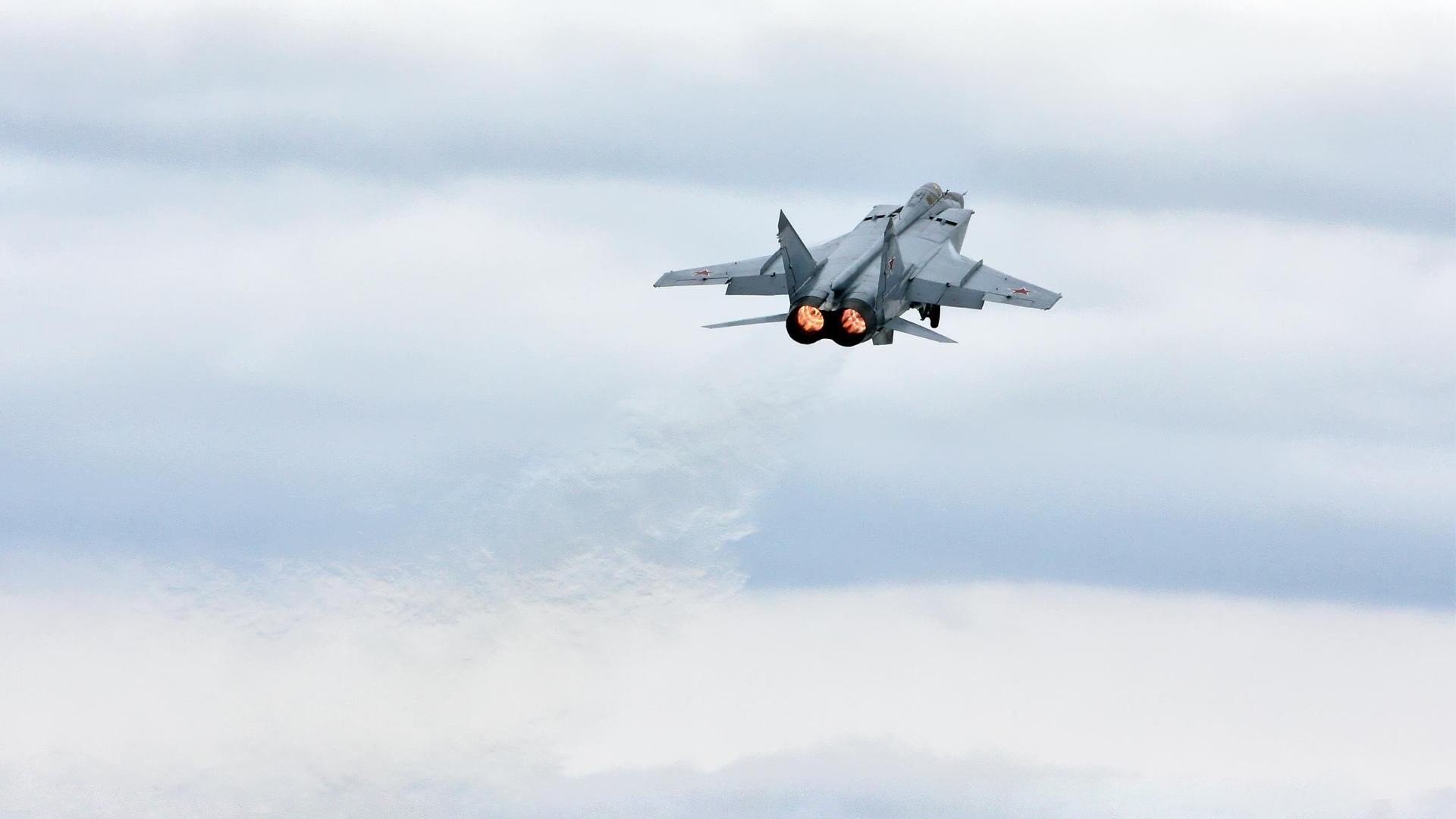 北欧童话不敌孤胆英雄!格纳布里终场绝杀彰显现代足球巨星终极价值